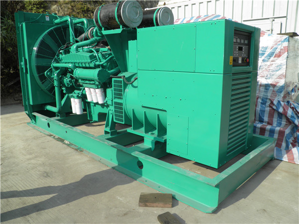 忻府出租发电机 发电机组厂家：柴油发电机组的控制屏的作用是什么？