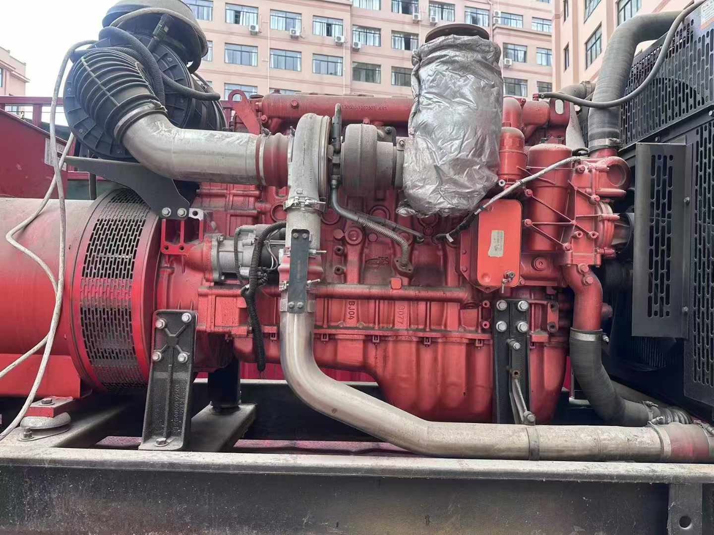 忻府如何选择适合 600kW 柴油发电机组的过载保护器？