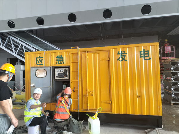 忻府怎样判断空气滤清器是否需要更换？
